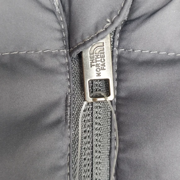 The North Face Baby Down Insulated HDY Gray Puffer Jacket Size 12-18months - Picture 4 of 16